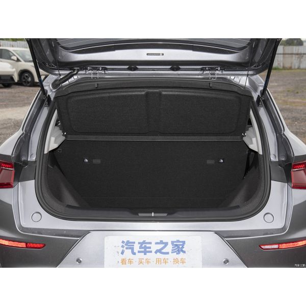 Chongqing Hanpu Automobile's BYD E2 Electrical Hatchback Sedan Affordable and Energy-