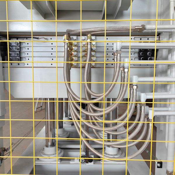 Easy to Operate 5layer Plywood MDF Wood Hot Press Machine For Door Making Woodworking