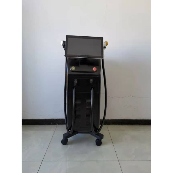 Máquina de diodo láser de 3 longitudes de onda para depilación profesional con frecuencia 1-10HZ
