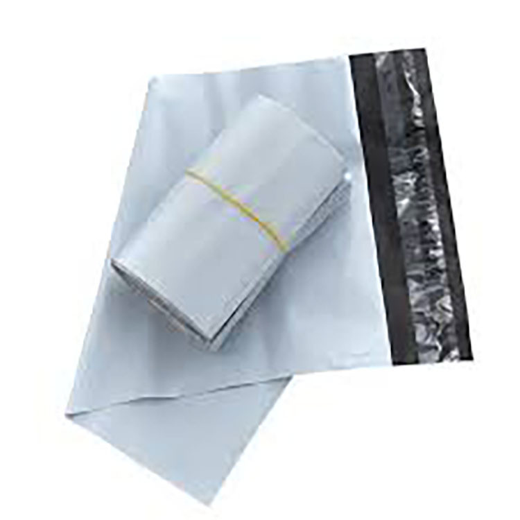 Custom Service Free Sample Clothes Packing China Factory in a Low Cost