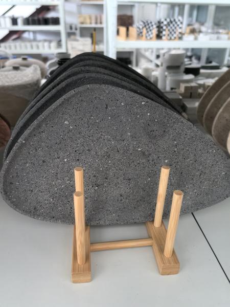 En la actualidad, la mayoría de las empresas de la industria del travertino se encuentran en el mercado de la travertina.