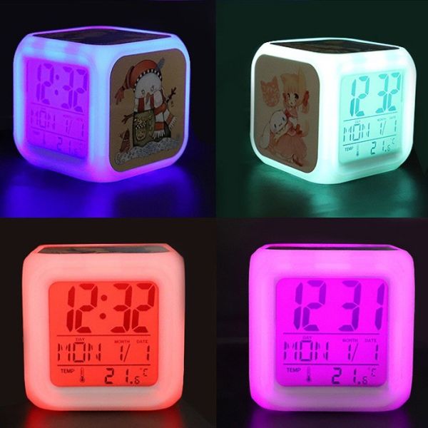 Display digital Sublimación Reloj en blanco con 4 lados Impresión perfecta para