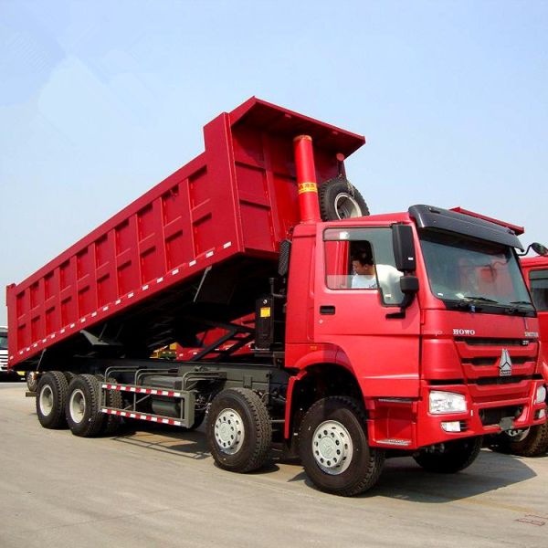 HOWO 8x4 Heavy Duty Dump Trailers , 30 ton 40 Ton 12 Wheeler Dump Truck