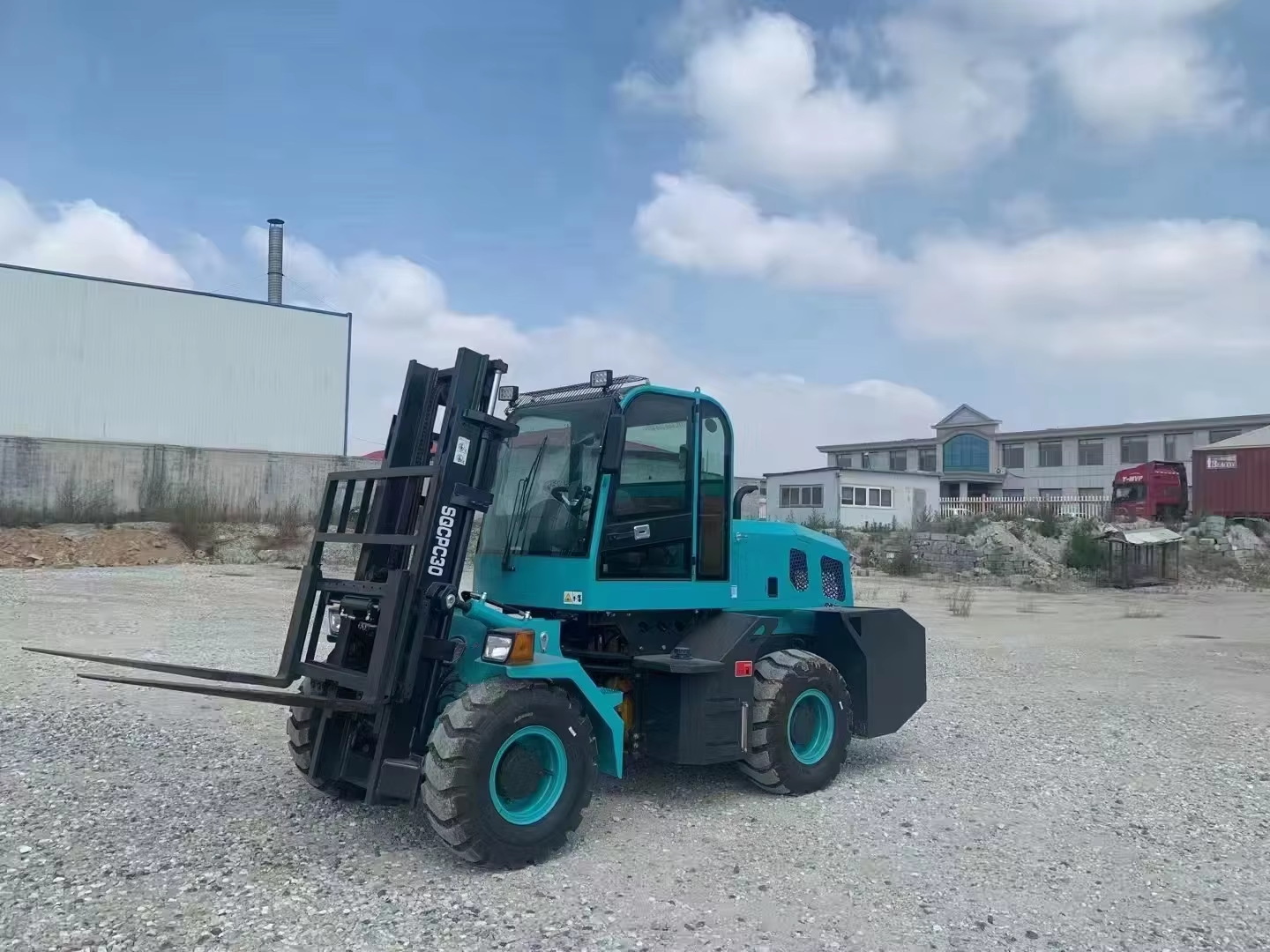 4x4 chariot élévateur 3,5 tonnes 5 tonnes 7 tonnes articulé chariot élévateur sur terrain accidenté