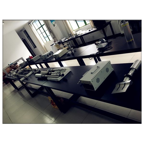 35 Khz Ultrasonic Sealing Equipment Rotary Process For Ultrasonic Fabric / Film Bonding