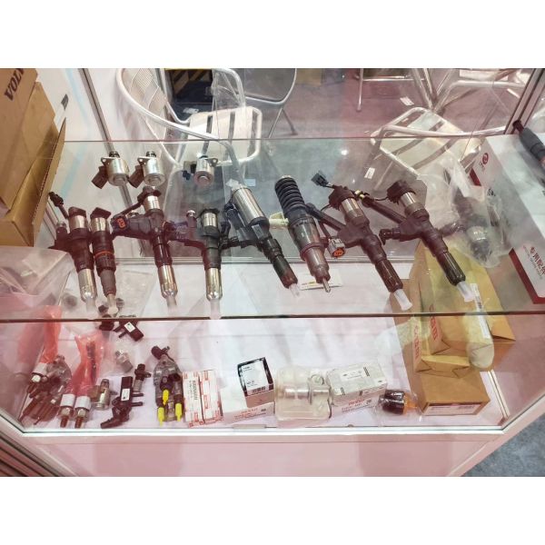 PC450 8 Excavator Denso Injector Repair Kit S6D125 Engine 095000 6070 6251 11 3100