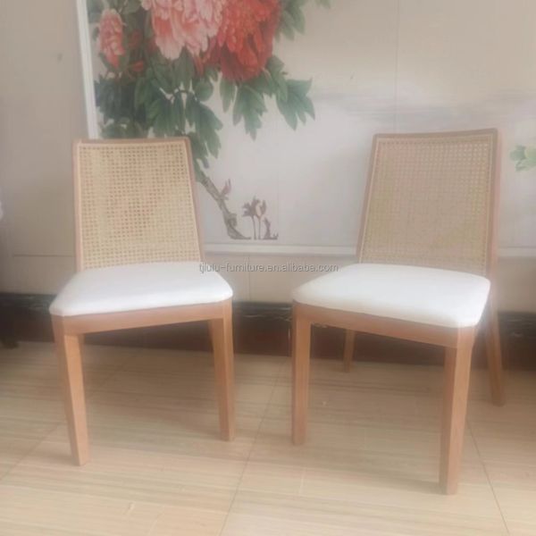 NC/PU Paint Finish Wood Upholstered Dining Chair for Modern Nordic Design and Solid Wood Style