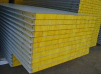 Painel de sanduíche de parede exterior de lã de vidro 64kg/m3 Densidade