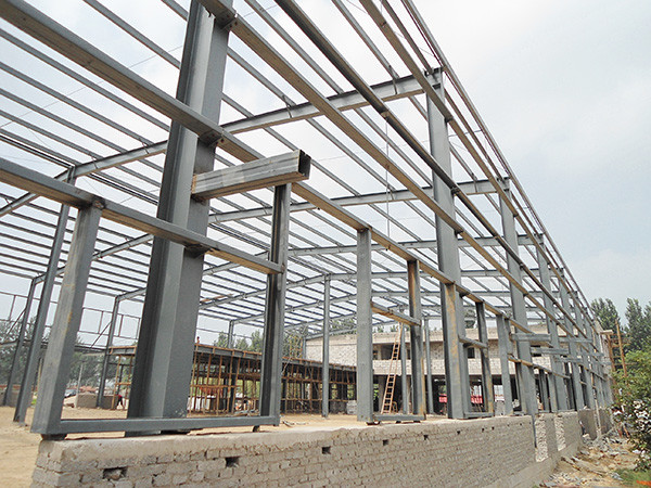 Prefabricated Steel Structure Factory Hot Rolled Welded Steel Buildings