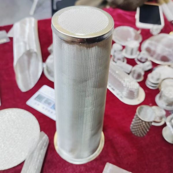Plain Weaving Stainless Steel Wire Mesh SS 304 316L 2205 for Filter Cylinder with Customizable Size