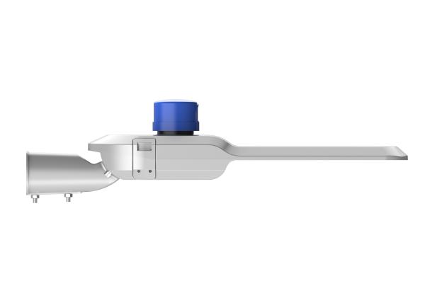 L'éclairage public est assuré par un système de luminaire à LED de 80 W.