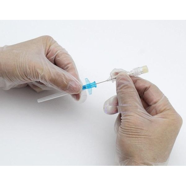 Small Winged IV Cannula with Heparin Lock | Flexible, Safe, and Designed for Small Animal IV Use