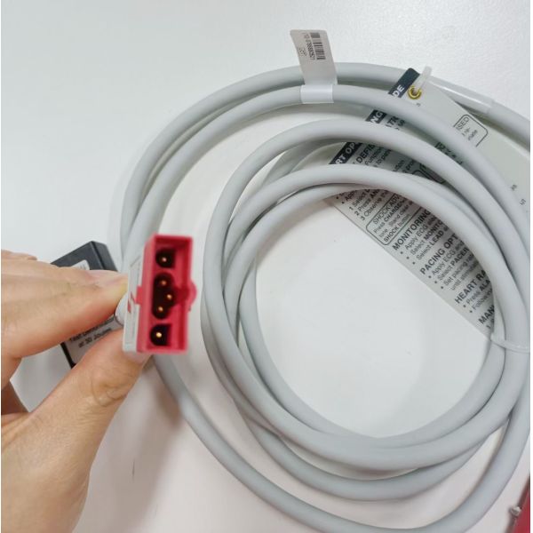 8000-0308-01 ZOLL Дефибриллятор многоцелевой кабель
