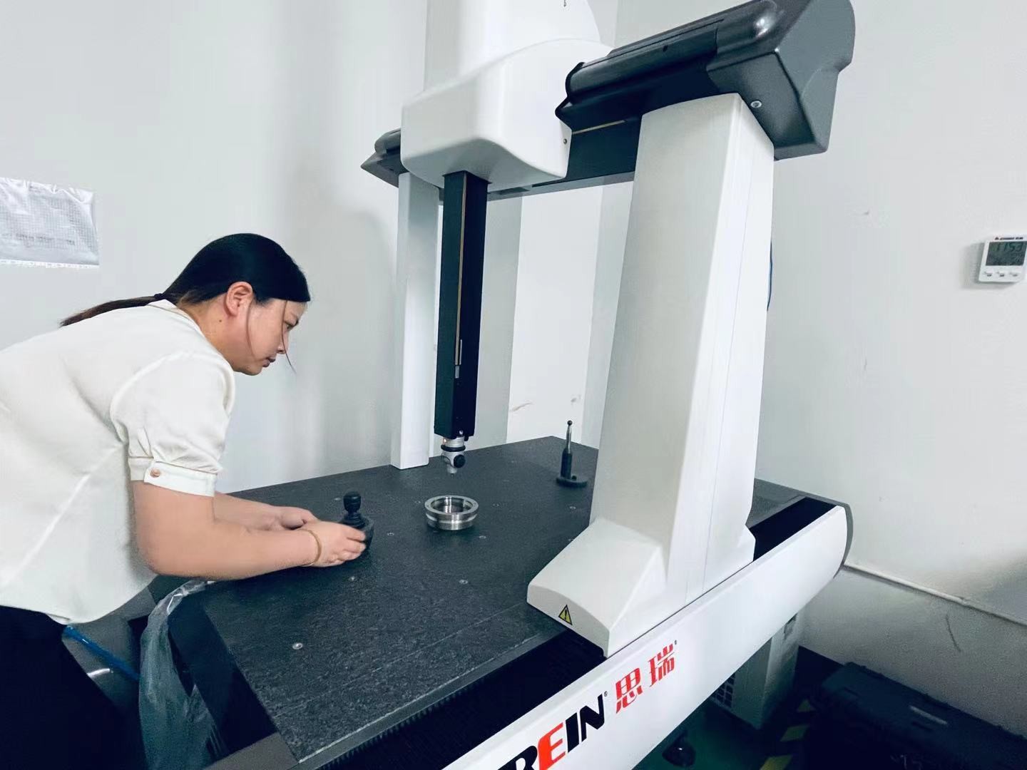 части Ra0.1 CNC 0.002mm алюминиевые поворачивая гальванизируя