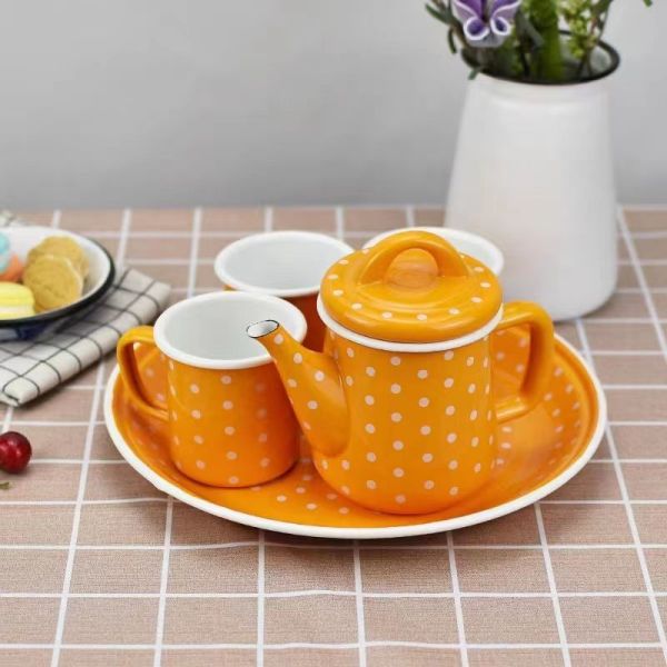 Handmade Carbon Steel Tea Sets Teapot and Four Mugs Enamel Tea Coffee Sets