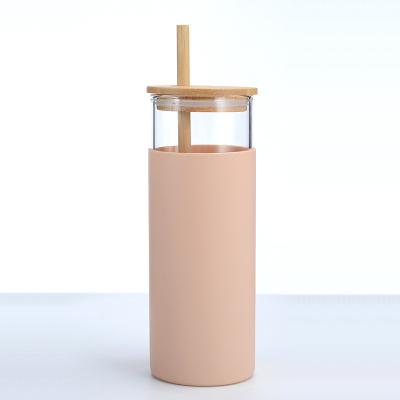 Customization 16 Oz Glass Beverage Bottles Glass Coffee Cups With Bamboo Lids  Bamboo Straw Silicone Sleeve Leak Proof Splash Proof Design