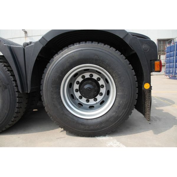 Usado Cabina de techo alto cabeza de tractor Camión WP Motor 6x4 Modo de conducción Foton Auman Alta relación costo-rendimiento