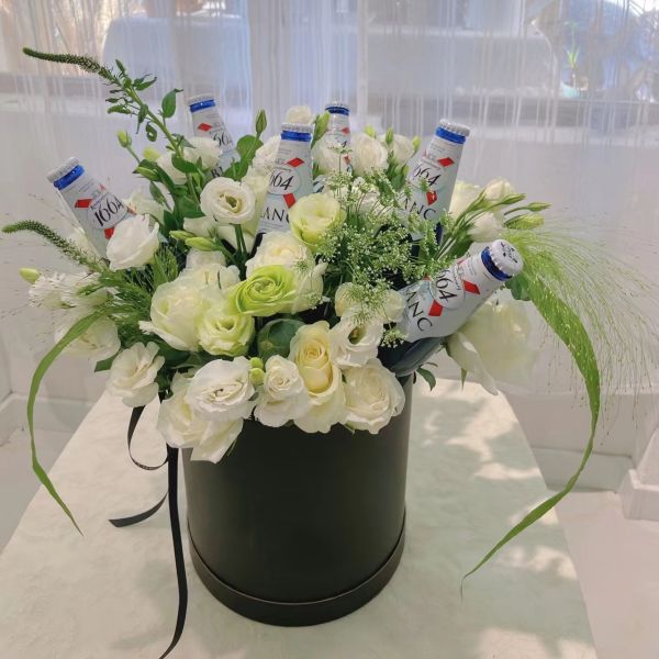 Ручная поделка Custom Gold Foil Logo Черная цветовая шляпа Подарочная коробка для упаковки свежих цветов