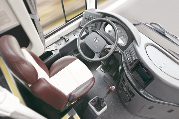 53 используемый местами бренд дракона автобуса города золотой