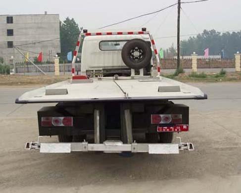 3 Ton Special Purpose Trucks Road Wrecker Truck Towing Two Cars White Color