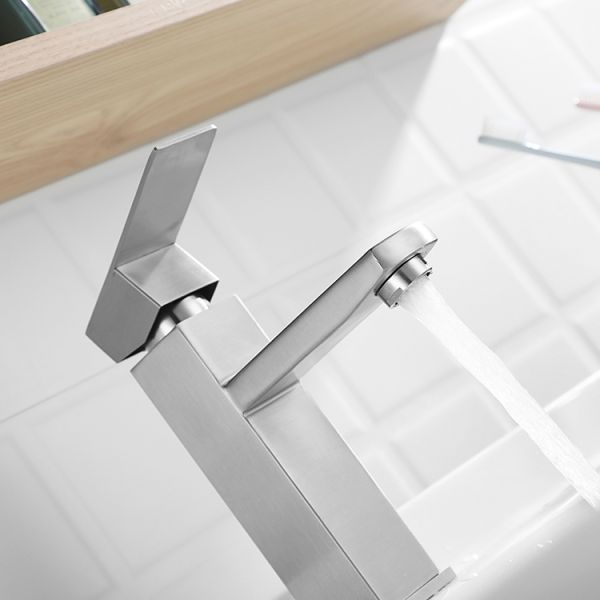Modern Design Stainless Steel 304 Single Handle Bathtub Faucet for Bathroom Renovation