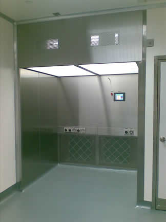 Cabine de baixo nível de ruído do quarto desinfetado de fluxo laminar com o fã alto eficiente do volume de ar da energia