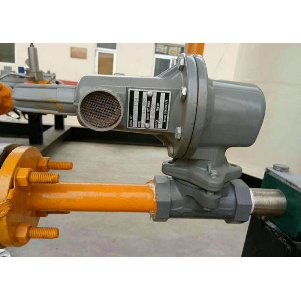 627 Series Gas Pressure Regulator Commercial Industrial Use High Capacity