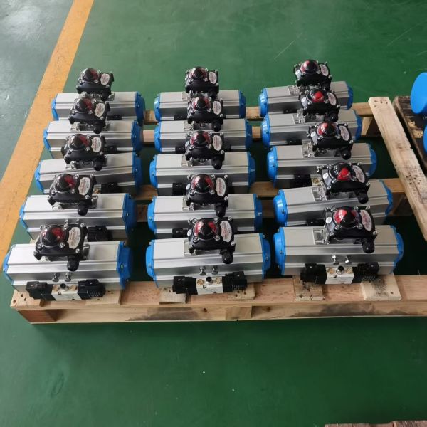 Actuateur pneumatique à action simple DIN3337 en acier inoxydable petit