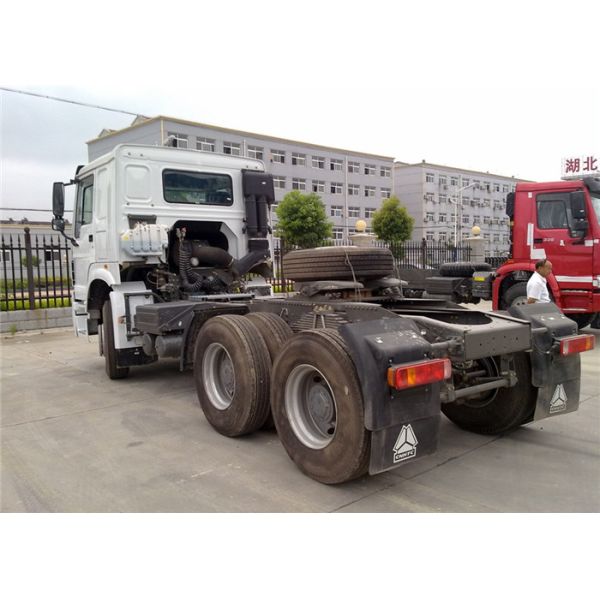 SINOTRUK HOWO 10 Wheeler Tractor Head 6x4 420HP 371HP Heavy Duty Prime Mover