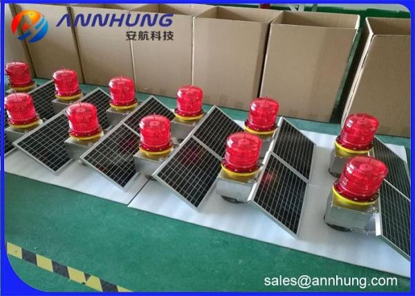 Low Intensity LED Solar Aviation Obstruction Light For Wind Turbine / High Chimney