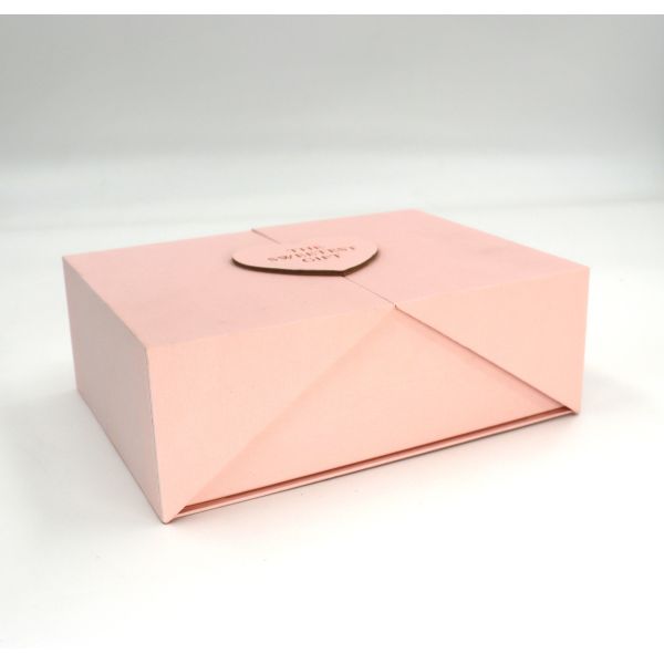 Customized Decorative Folding High-End Rigid Gift Box For Clothes Dolls Flowers Souvenirs