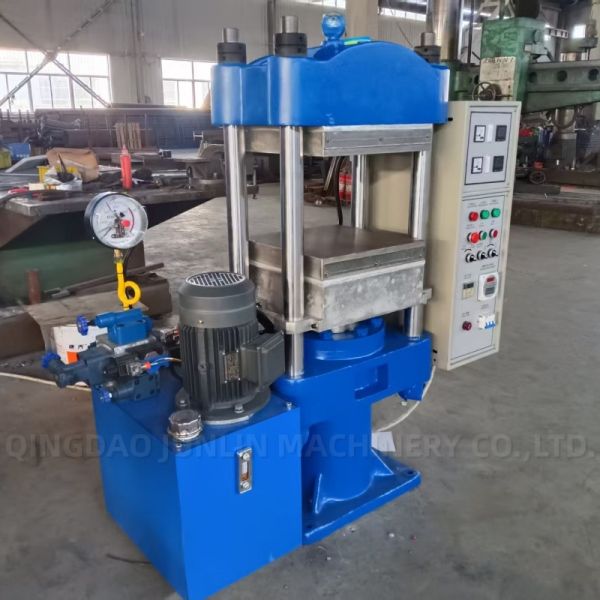 400×400 Hydraulic Rubber Moulding Machine / Automatic Flat Vulcanizer Machine 