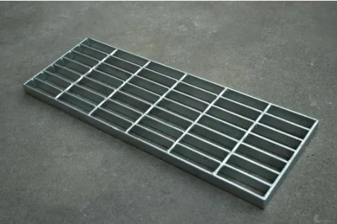 Hot DIP Galvanized Steel Grating Stair Tread for Platform Walkway