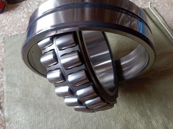 22222-E1-K Double Row P2 GCr15 Self Aligning Roller Bearing