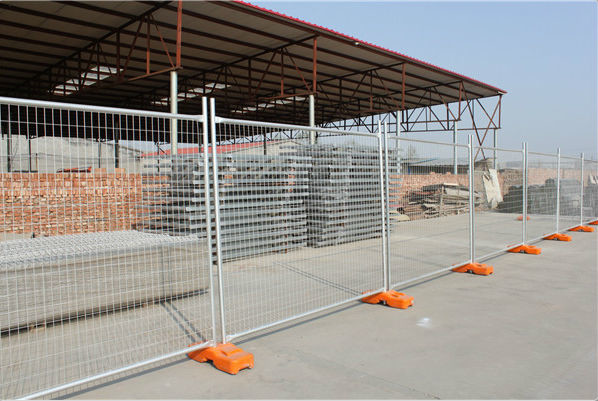 Mobile Metal 4.0mm Temporary Steel Fencing Hot Dipped Galvanized With Base