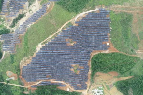 High Clearance Solar Panel Ground Mounting Systems Easy Installation 0-60 Degrees Tilt Angle Up To 1.2m Ground Clearance