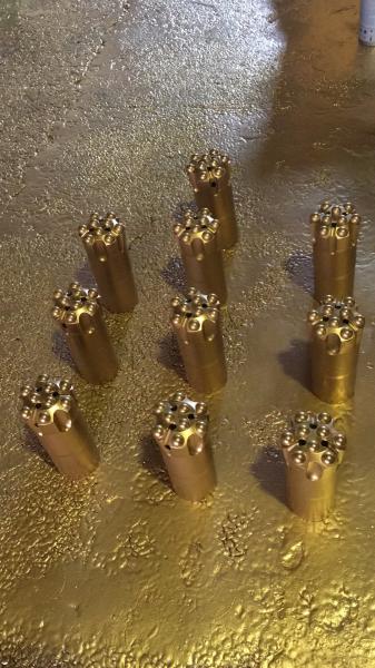 Short R32 R38 Thread Button Drill Bit / Hard Carbide Rock Drill Bit For Quarring