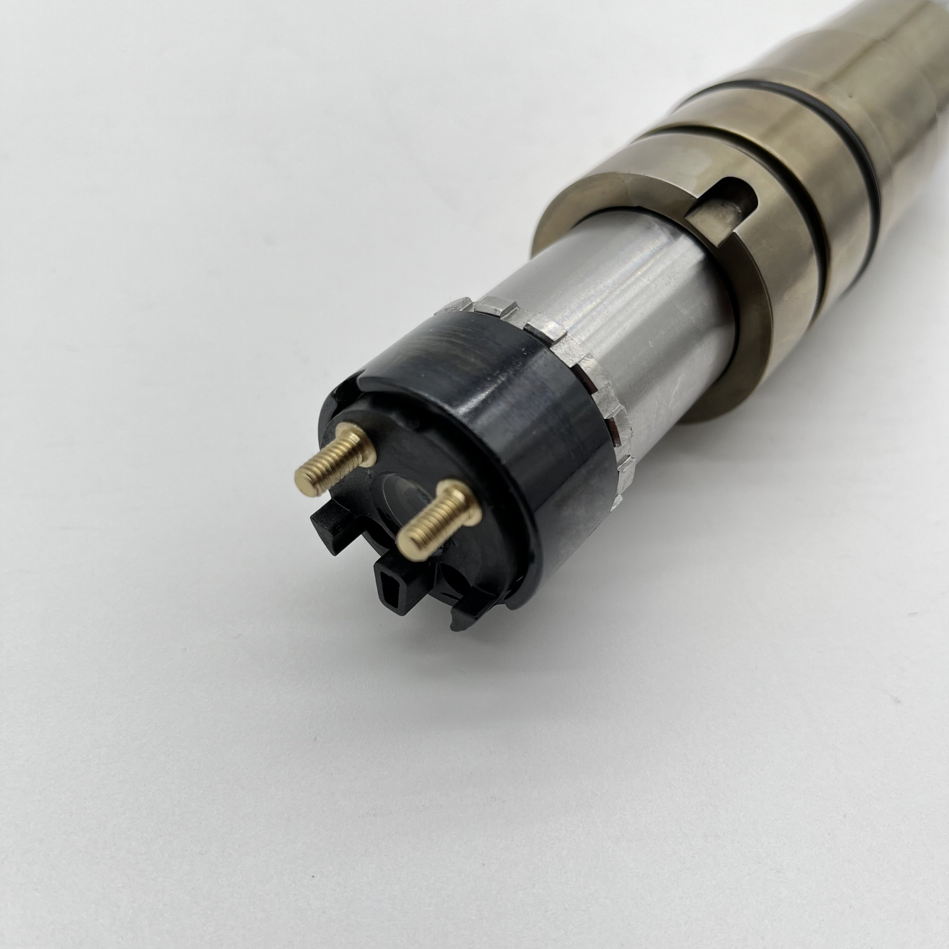 2086663 Cum-Mins XPI High Pressure Cr Injector For ISX15 QSX15 X15 Heavy Duty Diesel Engine