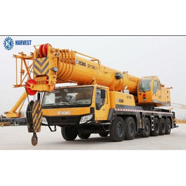 Período 8m 130 Ton Max Lifting Height 86m  QY130K todo o guindaste do terreno