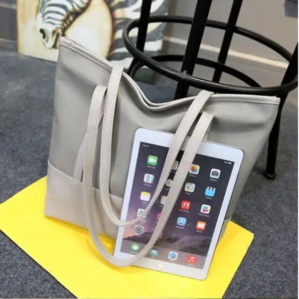 Custom Made Odm Pu Leather Handbags Polyester Lining Women For Tablet Tote bags with LOGO