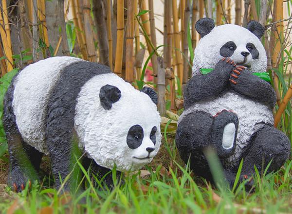 A pair of panda lights LED resin waterproof landscape lamp translucent animal outdoor park lawn lamp