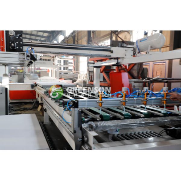Industrial Gypsum Board Saw Machine 3 Pieces/Minute Cutting Speed For 1200 Mm*2400 Mm Boards Dust Free Operation