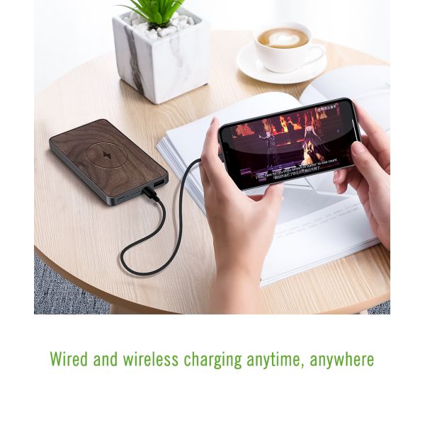 Black 50% Off Qi Wireless Charging Power Bank 10000mah 10W For Christmas Gift