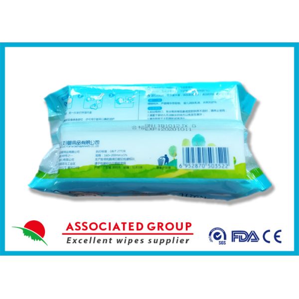 Толстый младенец хлопка влажный обтирает, ткань свободного младенца благоуханием влажная с не- сплетенной тканью