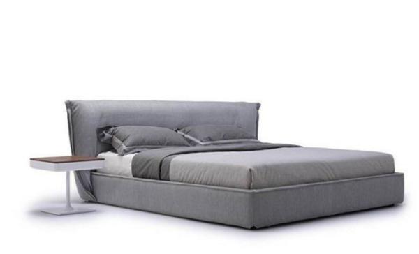 Custom Luxury Linen Fabric Bed , Optional Colors Hotel Style Bed King Size