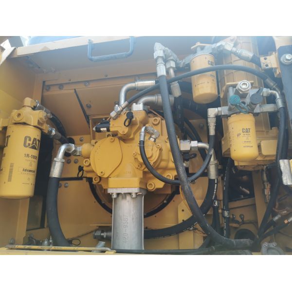 Excavateur CAT340D d'occasion avec conception en acier souple et pompe hydraulique originale