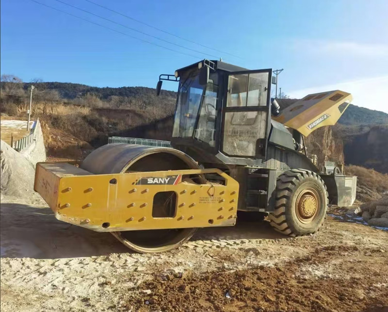 Использованная 36000KG Sany вибрационная дорожная уплотнительная машина однобарабанная дорожная ролик цена