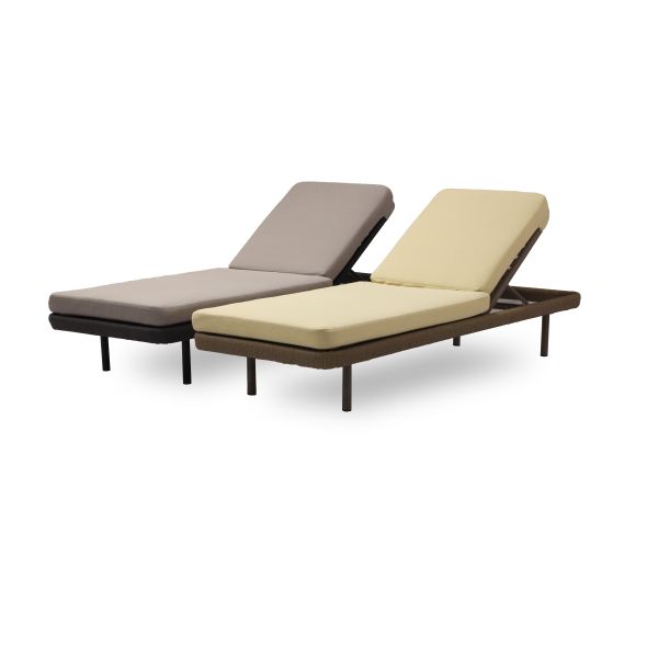 Outdoor Rattan Sun Loungers General Outdoor Furniture NO Folded Design for Garden Pool