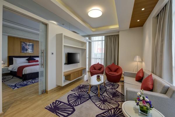 Prey Veng Province furniture supplier for Hotel room furniture hotel bed with wood tables and hotel sofa set