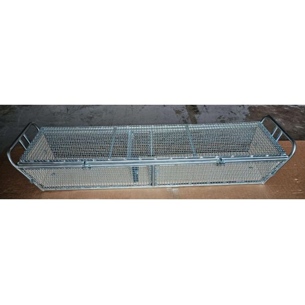 304 Stainless Steel Wire Mesh Basket 300x197x70mm Square Hole Stackable Storage Basket